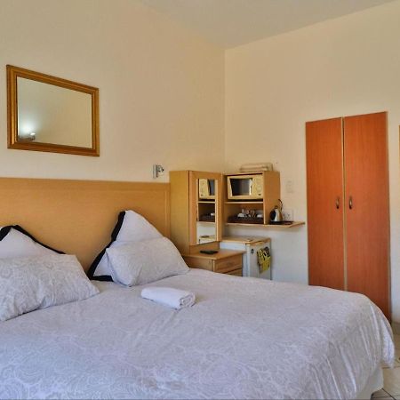 Dolphin Coast B&B Дурбан Экстерьер фото